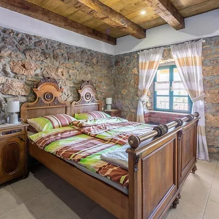 Villa Romantic Bribir (Primorje-Gorski Kotar)