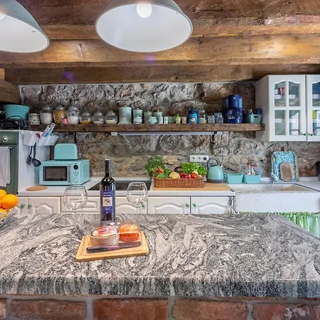 Romantic Bribir (Primorje-Gorski Kotar)