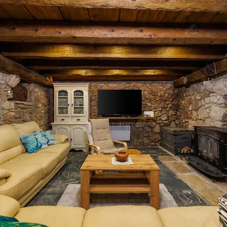 Romantic Bribir (Primorje-Gorski Kotar)