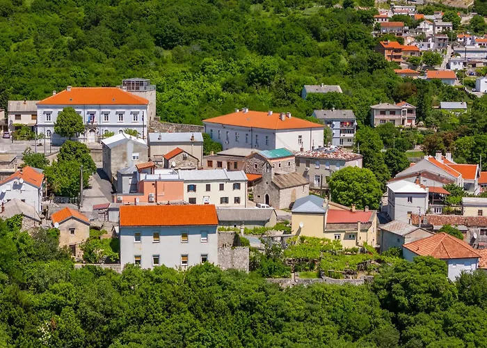 Romantic Willa Bribir (Primorje-Gorski Kotar)